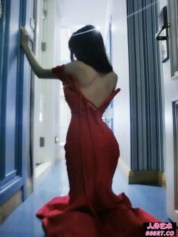 隔壁小姐姐高跟翘臀红裙写真,泰国gogo高清人体艺术图片